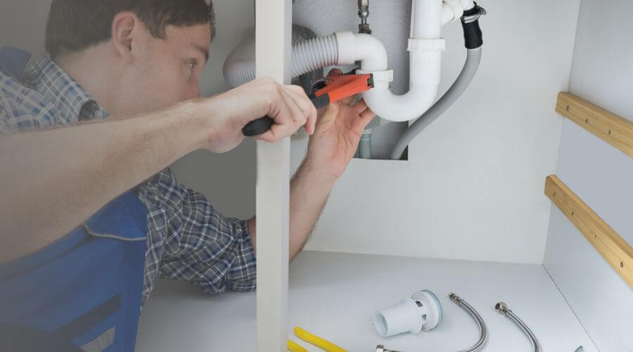 Local tankless water heater installation in Cairo, NE